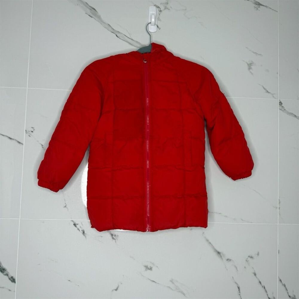 Kabetya Red down Puffer Jacket with Hood Size 5 T Winter Coat